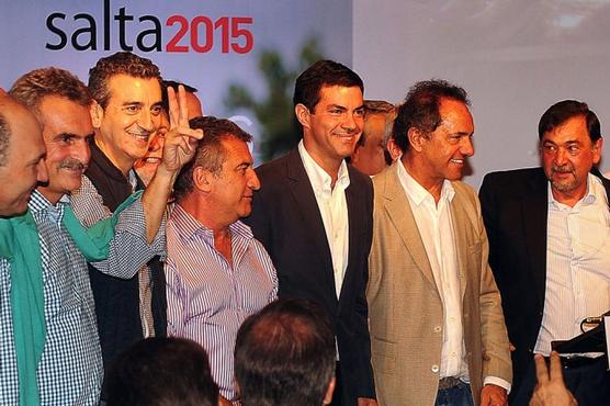 Urtubey junto a funcionarios y presidenciables