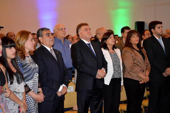 Amaya en el lanzamiento junto a Germán Alfaro