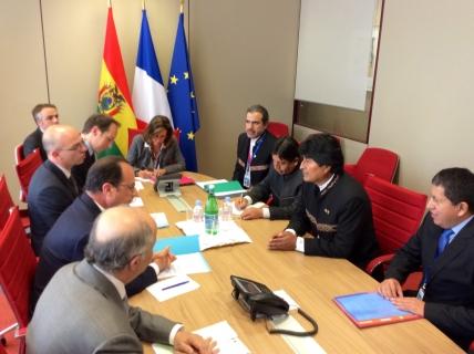 Evo Morales y Francois Hollande, ayer en la capital belga