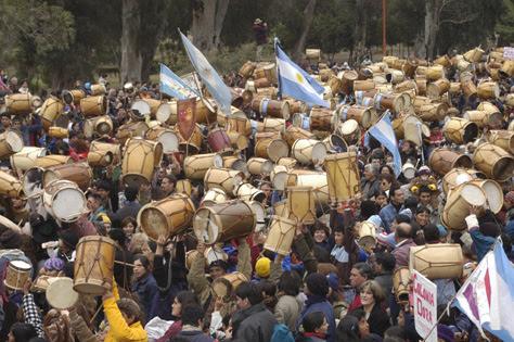 Marcha de los bombos