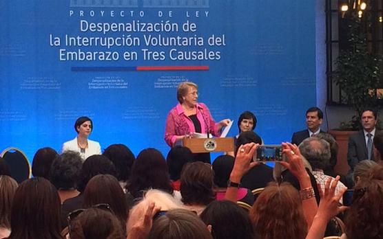 El proyecto es iniciativa de Bachelet