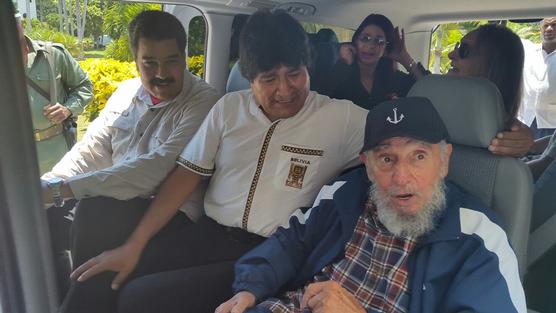 Fotografia de ABI que dió la vuelta al mundo del trio en La Habana