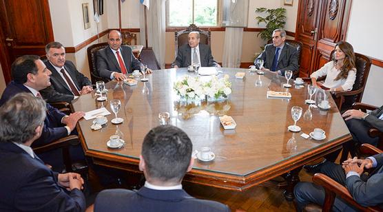 Manzur y Gandur, presiden la reunión en el palacio de Justicia