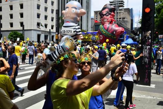 Manifestantes en la Venida Pulista, el domingo pasado