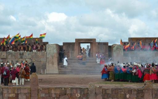 Ceremonia en Tiahuanaco