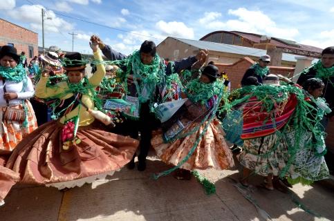 Evo en el carnaval de Orinoca,ayer