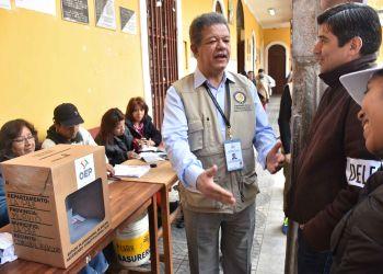 Para Leonel Fernandez los comicios se desarrollaron pacíficamente