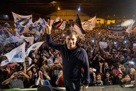 Kicillof en el Central Córdoba