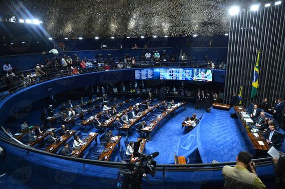 Senadores pasaron a cuarto intermedio