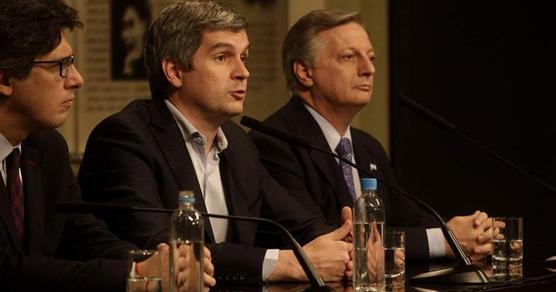 Garavano, Peña y Aranguren, dando detalles sobre las facturaciones