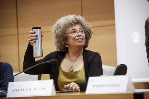 Activista afroestadounidense Angela Davis