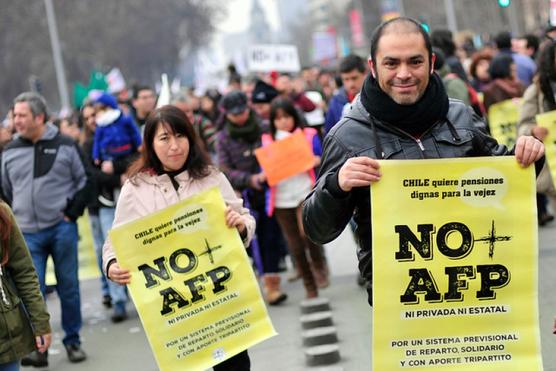 La mayoría rechaza a las afp chilenas