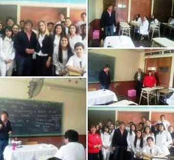 Profesora junto a Bussi