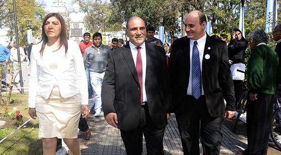 Manzur junto a Sandra Figueroa; el presidente del Colegio de Abogados del sur, Ángel Fara