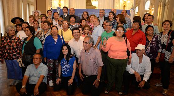 Jubiladores visitando Casa de Gobierno