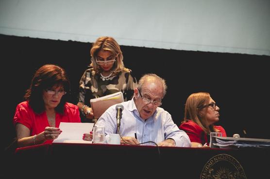 El vicerrector, José García presidió el encuentro