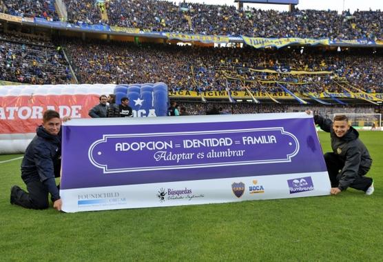 Adoptar es Alumbrar en los estadios