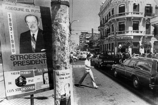 Carteles de Stroessner en 1983