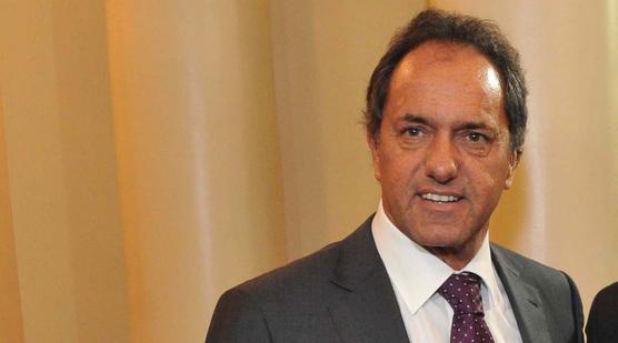 Daniel Scioli interpretando desde el peronismo