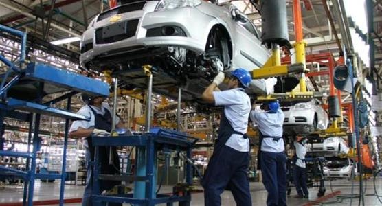 Automotrices al 50% de su capacidad