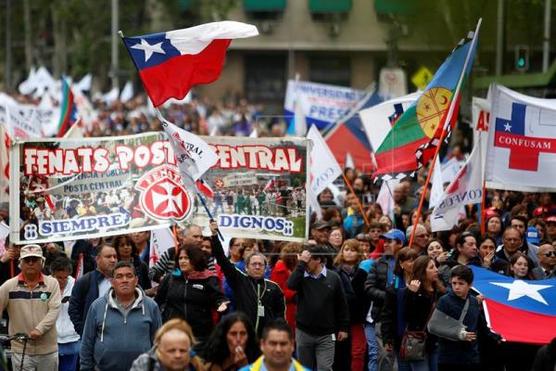 Trabajadores estatales chilenos