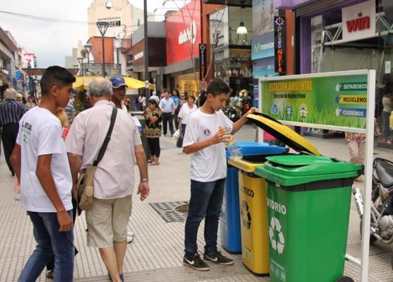 Recipientes para depositar los residuos