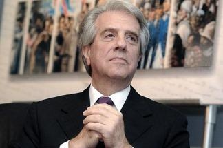 Uruguayos bancan a Tabaré Vazquez