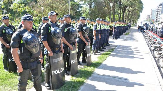 Policía