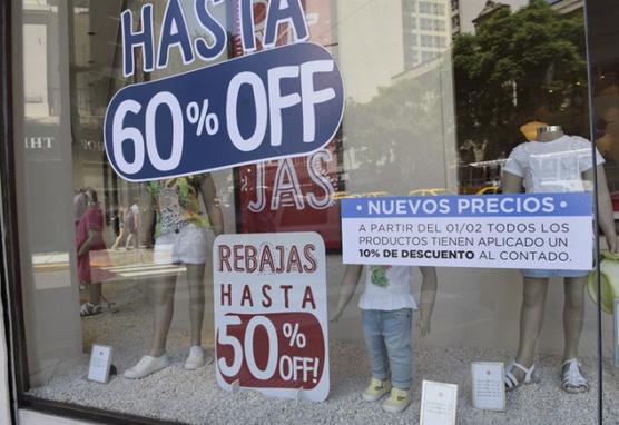 Ni las ofertas mejoran las ventas