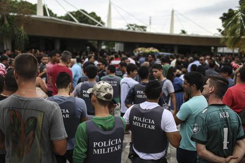 Policía en pie de guerra en Espíritu Santo, protestas y malestar. La región, lindera a Rio de Janeiro, es un caos. 