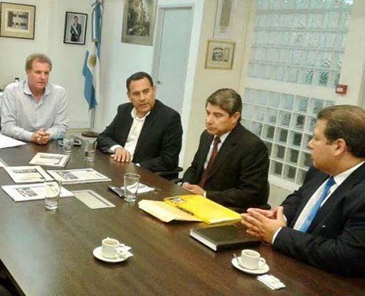 Regino Amado y Gerardo Milman, durante su entrevista en Buenos Aires