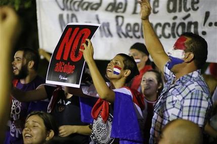 Manifestaciones en contra del pedido de Cartes