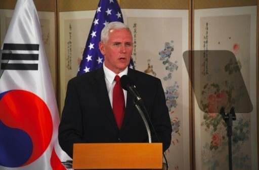 El vicepresidente Mike Pence, en una rueda de prensa en Seúl, ayer