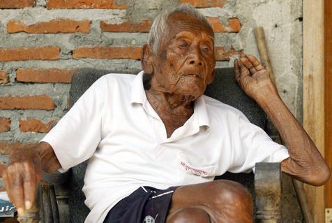 El abuelo Ghoto