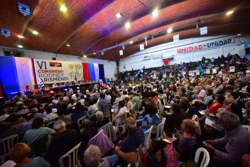 El FA reunido en Montevideo