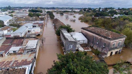 La ciudad de Salto inundada