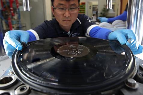 Sony vuelve a producir vinilos en Japón 