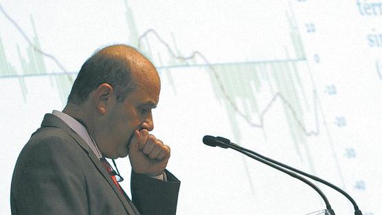 Federico Sturzenegger, volvió a vender alrededor de 300 millones de dólares