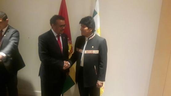 Evo Morales con el Director General de la OMS, Tedros Adhanom