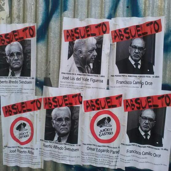 Pegaron carteles en repudio al fallo