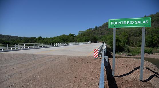 Puente Rio Salas