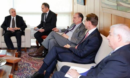 Temer y Jyrki Katainen de la UE, con cancilleres ayer en Brasilia