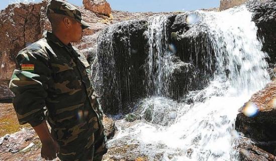 El manantial nace en Bolivia y Chile modificó el recorrido de sus aguas