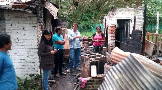 Casa incendiada en Los Gutierrez