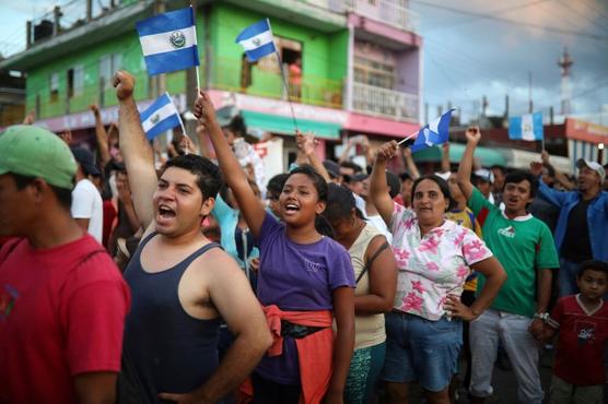 Festejan en la caravana