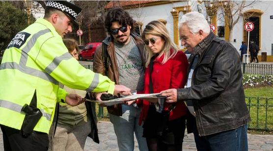 Policía turística