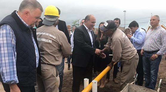 Inauguran una plaza