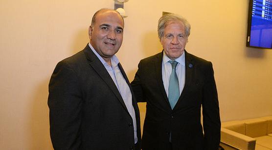 Manzur junto a Almagro