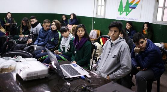 Estudiantes en debate