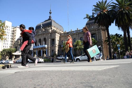 Paseando por Plaza Independencia